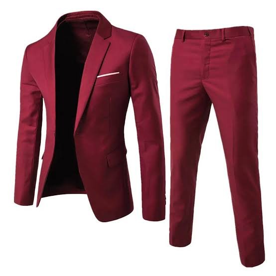 TRAJES - Imagen 4